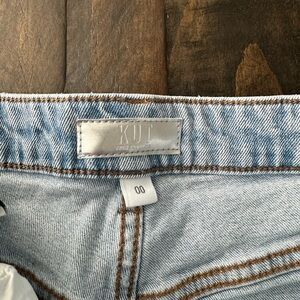 Kut from the Kloth Light Blue Denim